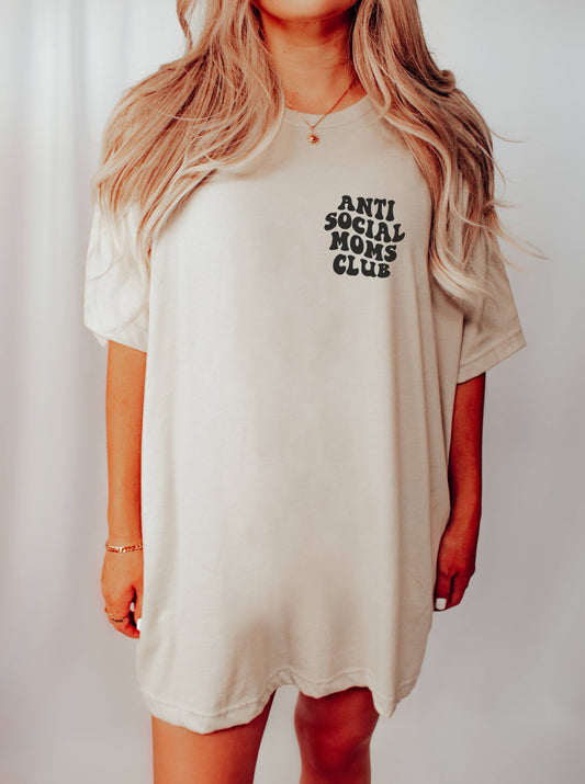 ANTISOCIAL MOMS CLUB TEE